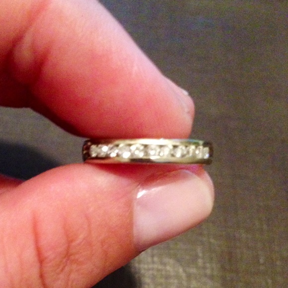 White gold and diamond eternity band sz 5 - Picture 2 of 3